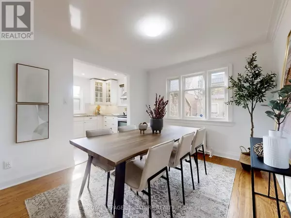 Toronto (long Branch), ON M8V2H8,92 ALDER CRESCENT