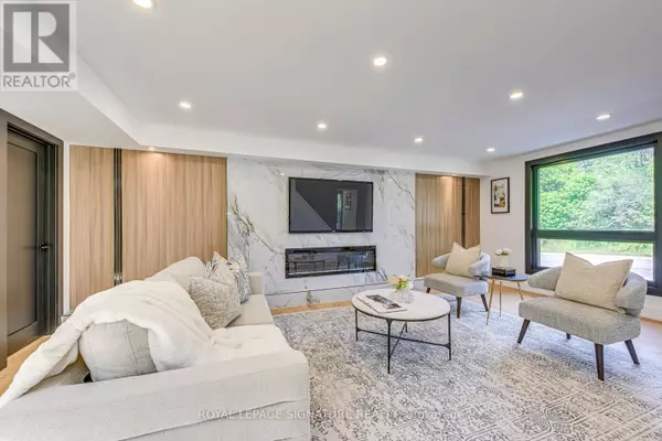 Halton Hills (stewarttown), ON L7G4S5,11024 TRAFALGAR ROAD