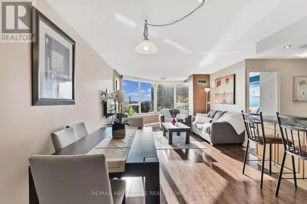 Mississauga (hurontario), ON L5R3G8,700 Constellation DR #501