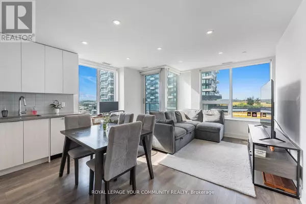 Oakville (ro River Oaks), ON L6H3R6,297 Oak Walk DR #604