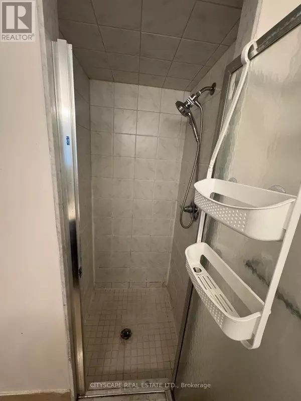 Mississauga (city Centre), ON L5B3Y6,285 Enfield PL #706