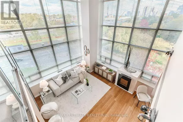 Toronto (mimico), ON M8Y4G6,300 Manitoba ST #301