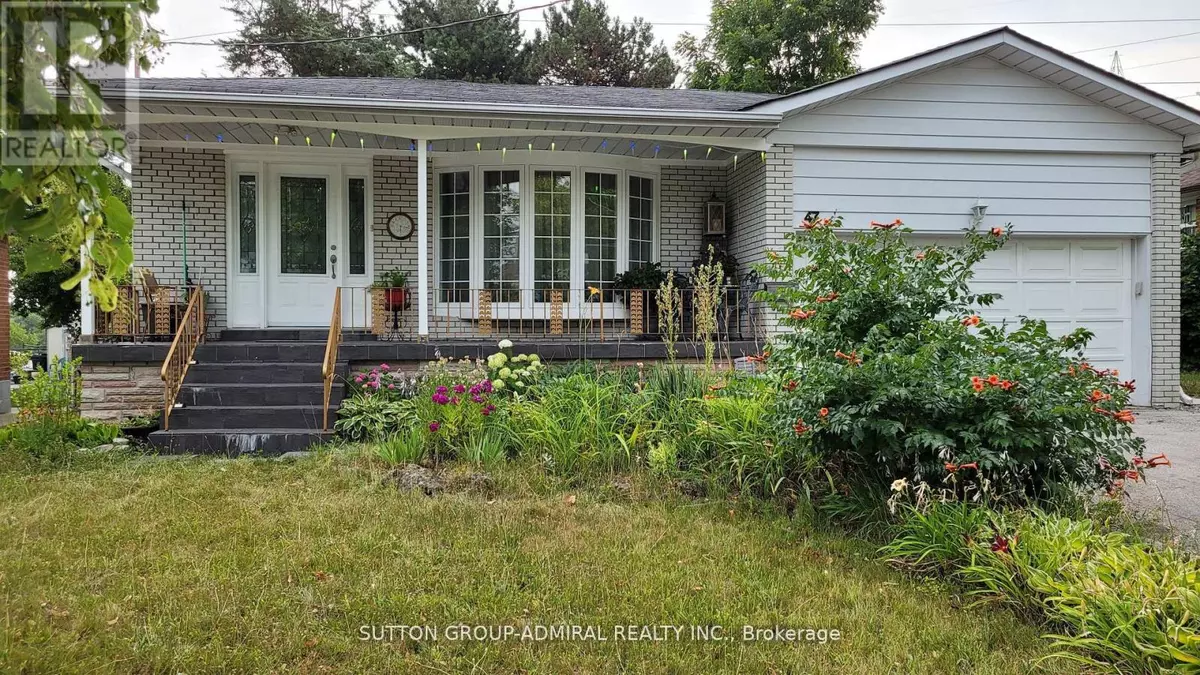 Toronto (black Creek), ON M3N2R4,47 TOBERMORY DRIVE