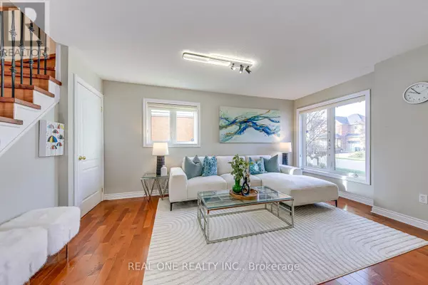 Mississauga (streetsville), ON L5M6E6,2470 BANKSIDE DRIVE