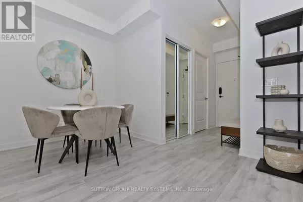 Mississauga (central Erin Mills), ON L5M0Z7,4655 Metcalfe AVE #1409