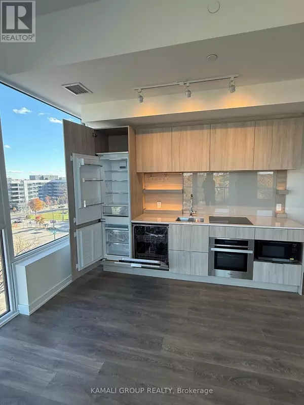 Mississauga (port Credit), ON L5G0E1,28 Ann ST #621