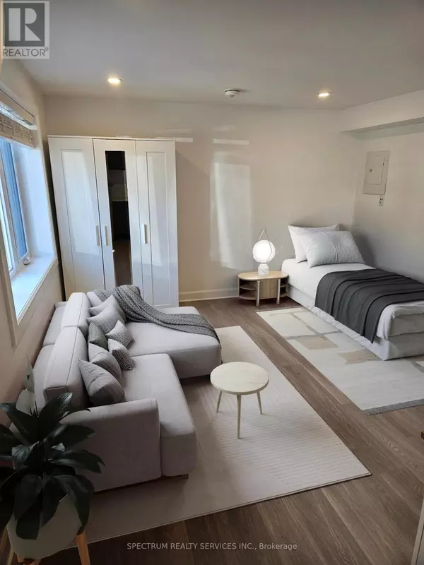 Toronto (brookhaven-amesbury), ON M6M2N9,49 Gotham CT #2