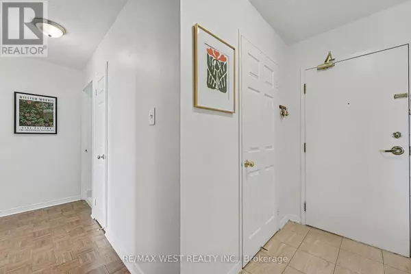 Brampton (fletcher's Creek South), ON L6Y4S5,30 Malta AVE #1009