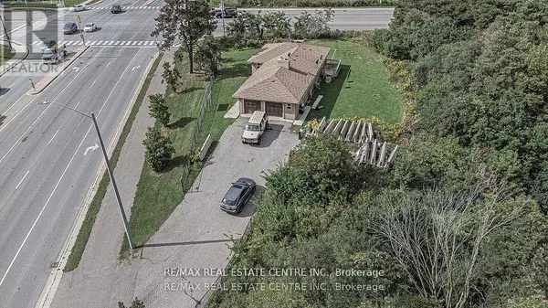 Brampton (vales Of Castlemore North), ON L6P0V3,3024 COUNTRYSIDE DRIVE