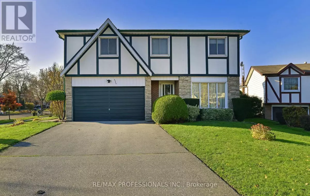 Mississauga (cooksville), ON L5B2B7,2326 DOROTHEA COURT