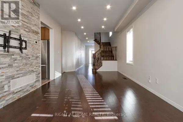 Oakville (go Glenorchy), ON L6M0S7,3062 JANICE DRIVE