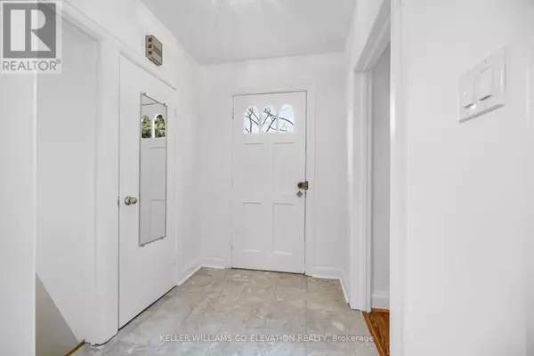 Toronto (islington-city Centre West), ON M9B3L3,1001 KIPLING AVENUE