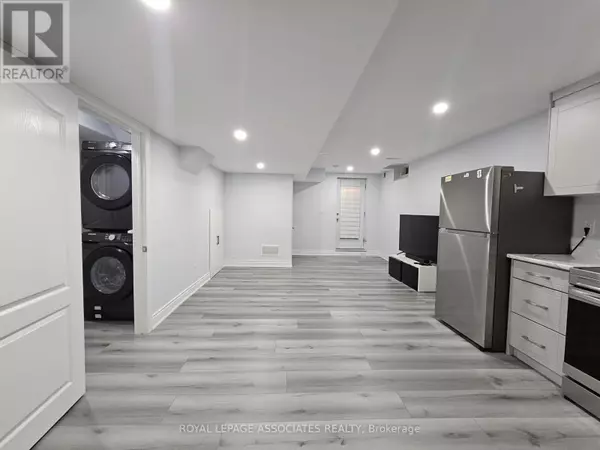 131 Lloyd Sanderson DR #Bsmt, Brampton (credit Valley), ON L6Y0Z8