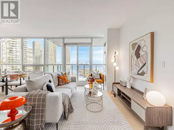 Toronto (mimico), ON M8V0B2,2230 Lakeshore BLVD West #2706