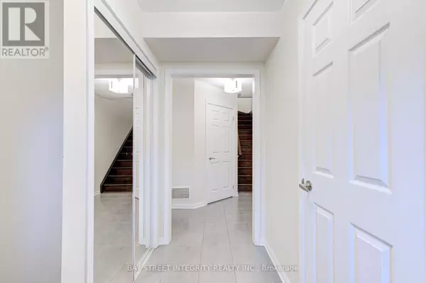 Milton (wi Willmott), ON L9T8R1,1033 STEMMAN PLACE