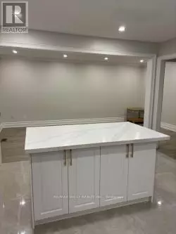 Brampton (fletcher's Creek South), ON L6Y4N5,23 MICHIGAN AVENUE