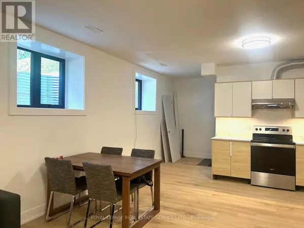 Toronto (islington-city Centre West), ON M9A2H1,82 Avonhurst RD #Bsmt