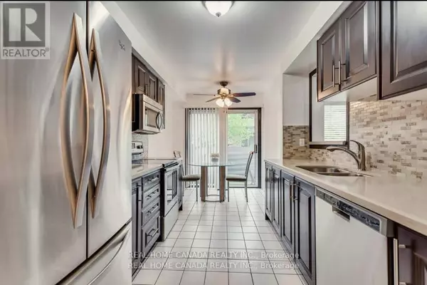 Mississauga (central Erin Mills), ON L5M5N8,2550 Thomas ST #73