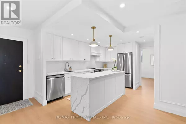 Toronto (markland Wood), ON M9C4W2,820 Burnhamthorpe RD #508