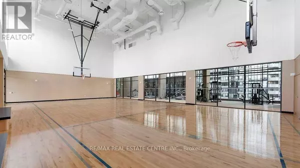 Mississauga (city Centre), ON L5B0P6,395 Square One DR #2308