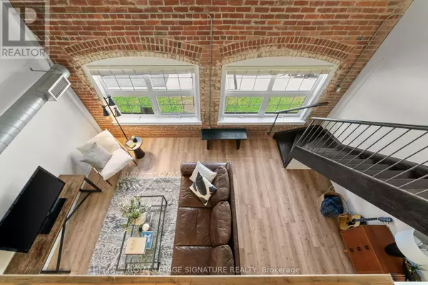 Toronto (dovercourt-wallace Emerson-junction), ON M6H4K1,1100 Lansdowne AVE #336