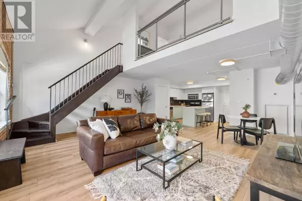 Toronto (dovercourt-wallace Emerson-junction), ON M6H4K1,1100 Lansdowne AVE #336