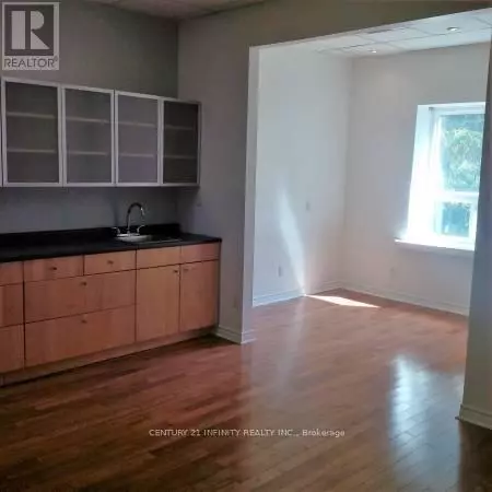 323 Kerr ST #200, Oakville (co Central), ON L6K3B6