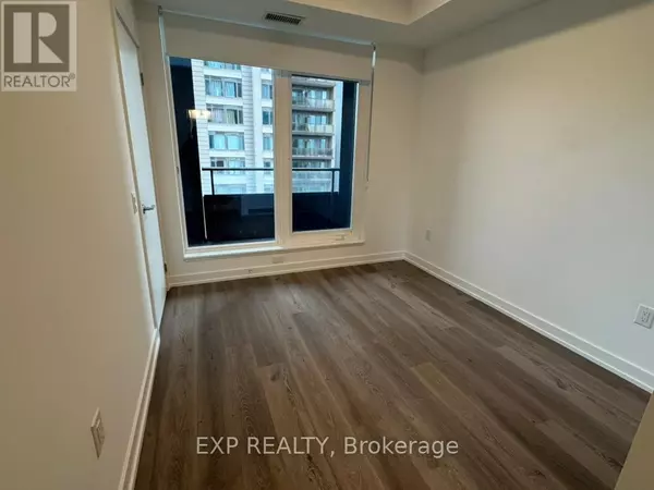 Mississauga (city Centre), ON L5B0P6,395 Square One DR #2105