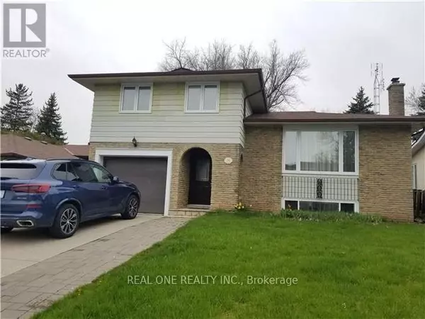 79 OSBORNE CRESCENT, Oakville (cp College Park), ON L6H1G2