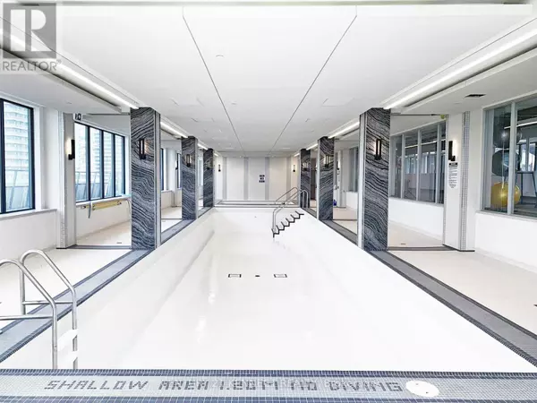 Toronto (mimico), ON M8V0J1,30 Shore Breeze DR #3919