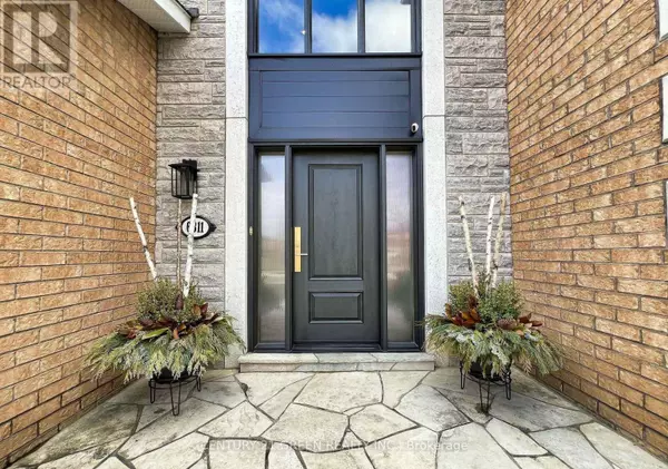 Mississauga (east Credit), ON L5V1B7,6311 MULBERRY CRESCENT