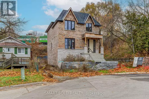 Toronto (long Branch), ON M8W3P6,4 FORTY THIRD STREET