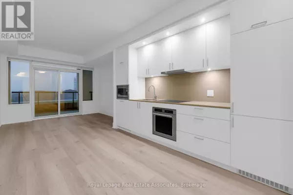 Toronto (edenbridge-humber Valley), ON M9A0G2,259 THE KINGSWAY