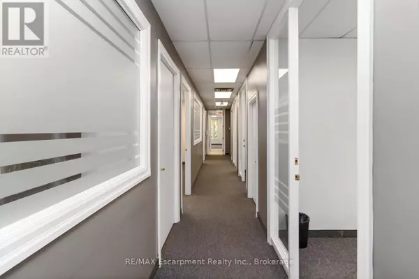 Mississauga (city Centre), ON L4Z1V9,53 Village Centre PL #206