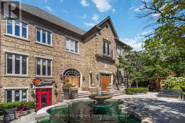 53 Village Centre PL #206, Mississauga (city Centre), ON L4Z1V9