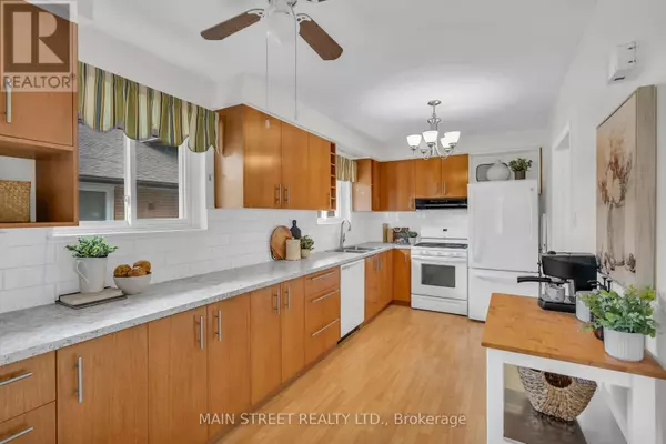 Toronto (islington-city Centre West), ON M8Z3C2,47 GRAYSTONE GARDENS