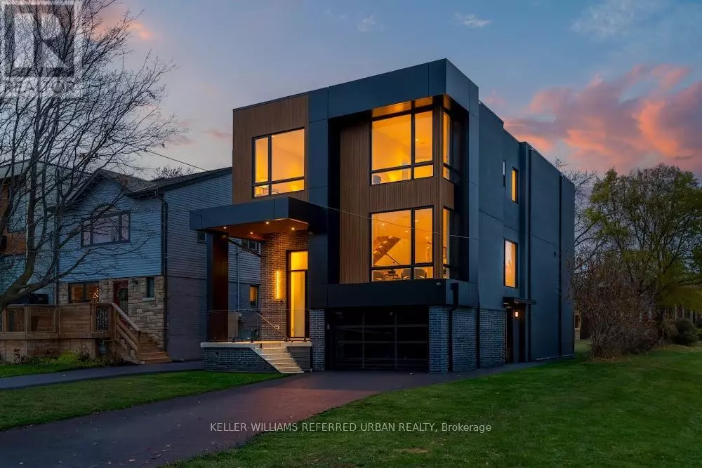 Toronto (new Toronto), ON M8V3G8,33 TWELFTH STREET