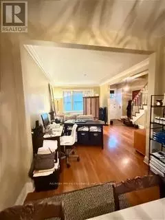 Toronto (lambton Baby Point), ON M6S4S2,40 WARREN CRESCENT