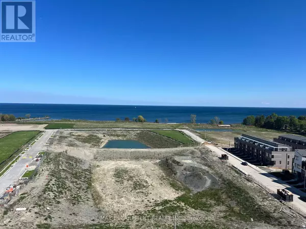 Mississauga (port Credit), ON L5H0B3,251 Masonry WAY #903