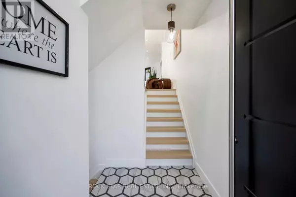 Burlington (appleby), ON L7L7H5,5090 FAIRVIEW ST #50