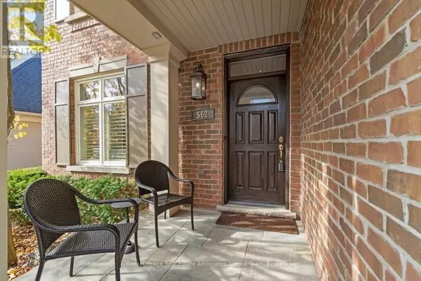 Mississauga (lorne Park), ON L5H4L4,562 GLADWYNE COURT