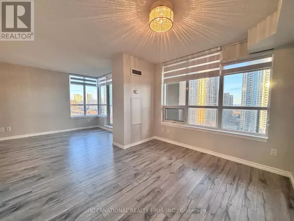 Mississauga (city Centre), ON L5B4N3,4080 Living Arts DR #1511