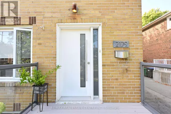 Mississauga (clarkson), ON L5J1P3,2179 WISEMAN COURT