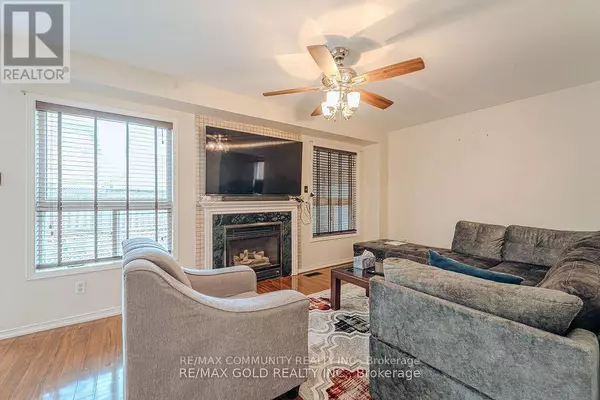 Brampton (sandringham-wellington), ON L6R1X4,10 SQUIRRELTAIL WAY