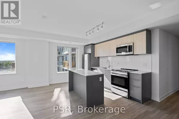 Toronto (dovercourt-wallace Emerson-junction), ON M6P3V7,299 Campbell AVE #817