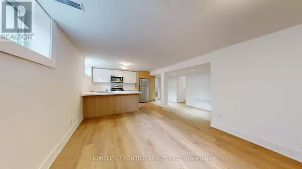 Toronto (yorkdale-glen Park), ON M6B2A5,878 Glencairn AVE #1 (Lower)