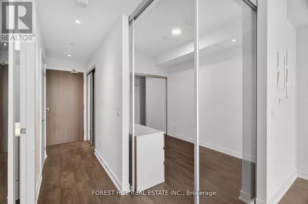 Toronto (high Park-swansea), ON L4C5T2,1928 Lake shore BLVD #4009