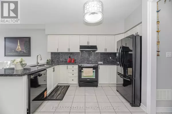 Brampton (bram East), ON L6P3H2,262 THORNDALE ROAD