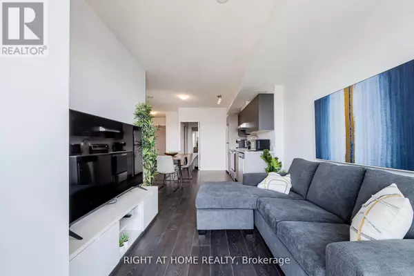 Burlington (alton), ON L7M0H4,3200 Dakota Common WAY #B816