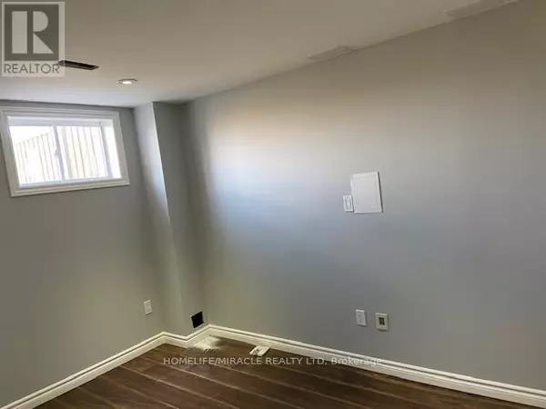 Brampton (bram East), ON L6P3X4,12 LONE ROCK CIRCLE